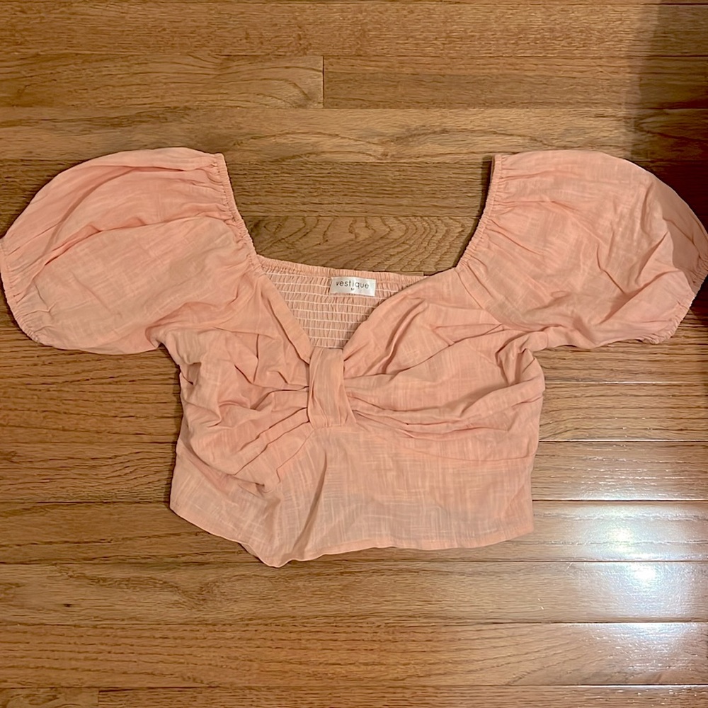 Vestique pink crop top